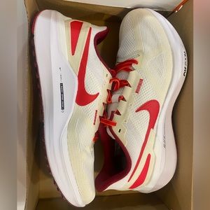 Men’s Nike Shoes NWT